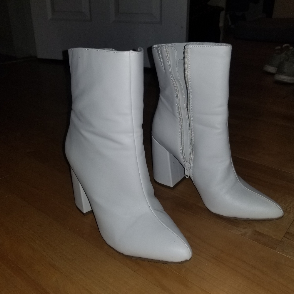 Elegant White Women's Boots